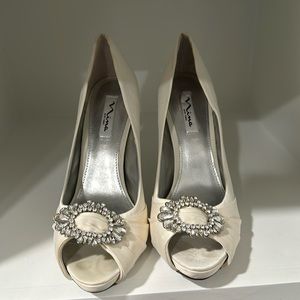 Nina bridal satin pumps